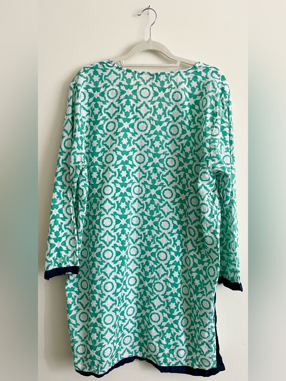 🐰 Roberta Roller Rabbit V-Neck Tunic MuMu 🐰 - Picture 7 of 7